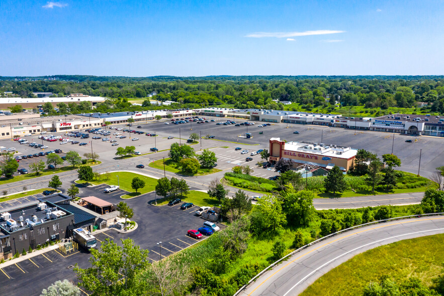 1175-1225 Jefferson Rd, Rochester, NY for lease - Building Photo - Image 3 of 10