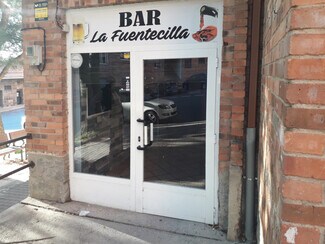 Plus de détails pour Multi-résidentiel à vendre