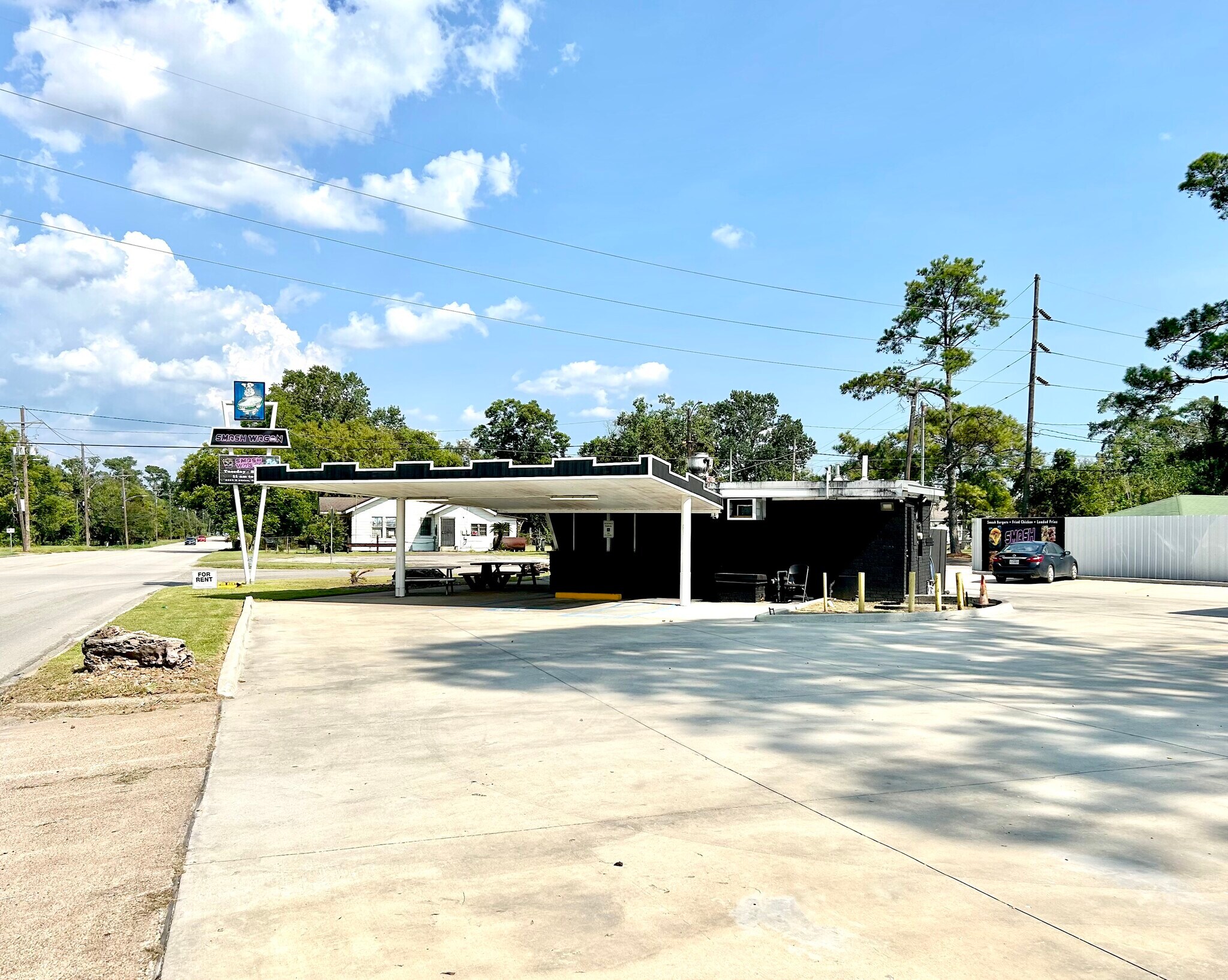 2605 E Lucas Dr, Beaumont, TX à louer Photo du bâtiment- Image 1 de 2