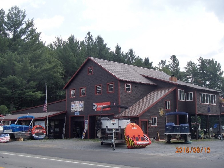 2730 State Route 28, Old Forge, NY à louer - Photo du bâtiment - Image 1 de 34