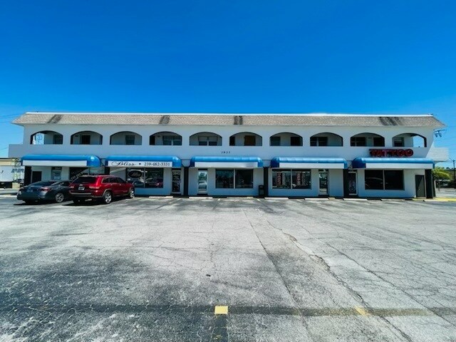 More details for 3937-3957 Broadway Ave, Fort Myers, FL - Retail for Sale