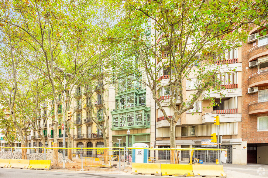 Avinguda Diagonal, 309, Barcelona, Barcelona à louer - Photo du bâtiment - Image 2 de 4