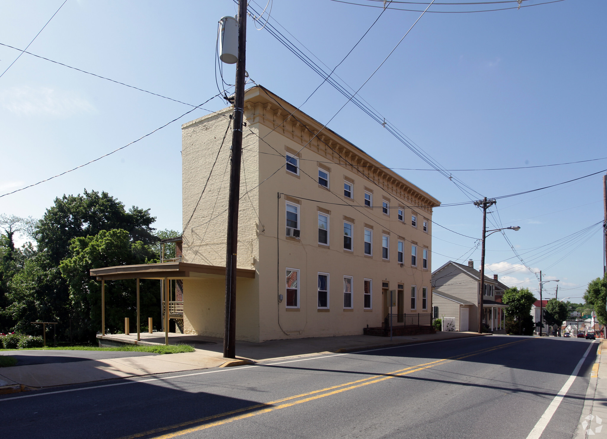 16 N Church St, Thurmont, MD for sale Primary Photo- Image 1 of 1