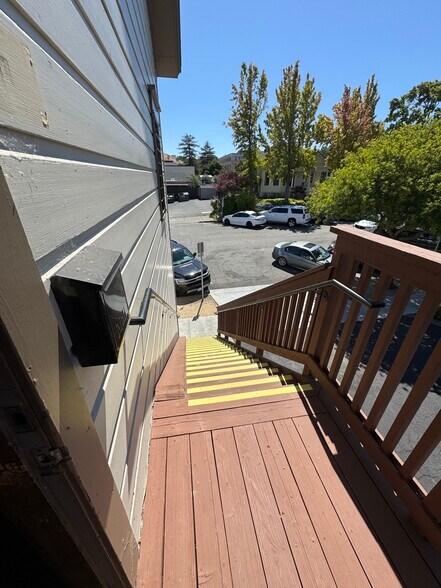 929 Sherman Ave, Novato, CA à louer - Photo du bâtiment - Image 2 de 5