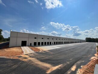 Plus de détails pour 134 Gildan Drive, Mocksville, NC - Industriel à louer