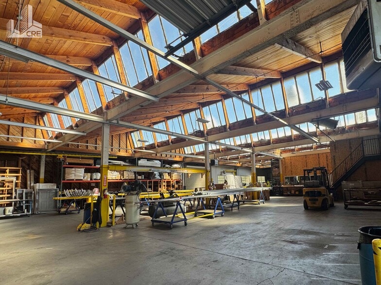 241 W A St, Dixon, CA à vendre - Photo intérieure - Image 2 de 9