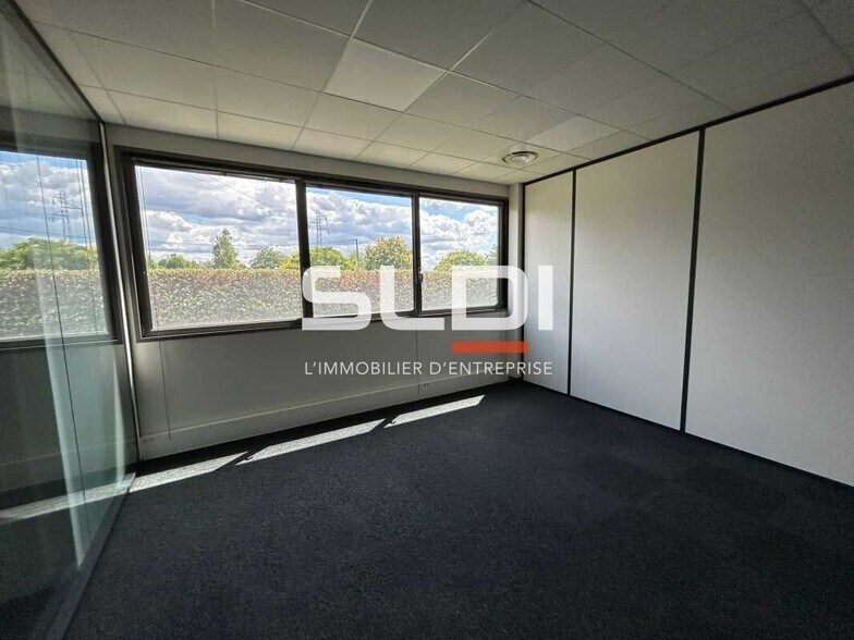 46/48 Chemin De La Bruyère, Dardilly for sale - Interior Photo - Image 3 of 11