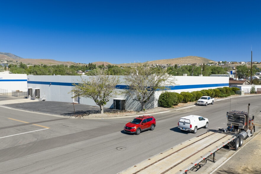 191 Catron Dr, Reno, NV à louer - Photo du bâtiment - Image 3 de 13