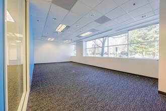 1435 N McDowell Blvd, Petaluma, CA for lease Interior Photo- Image 1 of 7