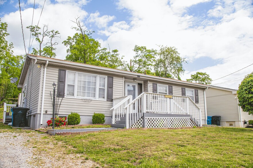 Roanoke VA - 27 Property Package portefeuille de 26 propriétés à vendre sur LoopNet.ca - Photo du bâtiment - Image 3 de 27