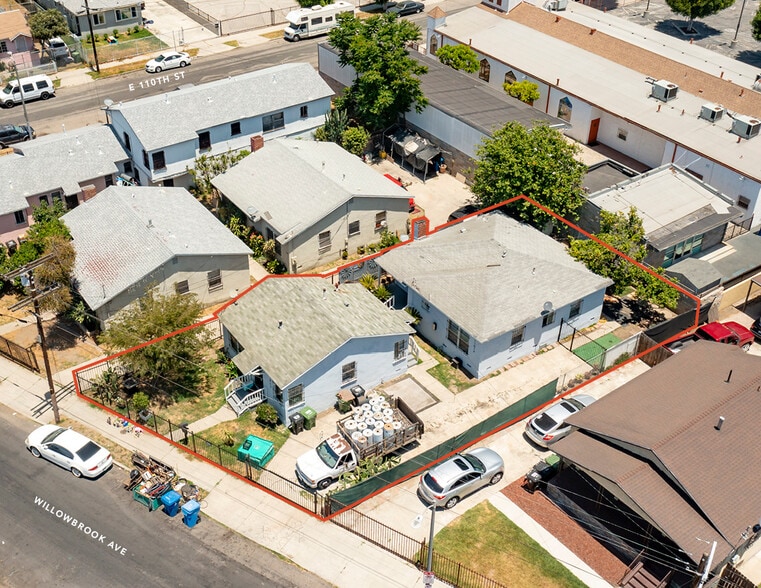 11012 Willowbrook Ave, Los Angeles, CA for sale - Building Photo - Image 2 of 18