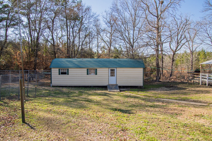 18501 County Road 3131, Gladewater, TX à vendre - Photo du bâtiment - Image 2 de 54