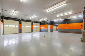 Plus de détails pour 201 Spratt St, Fort Mill, SC - Local d'activités à louer