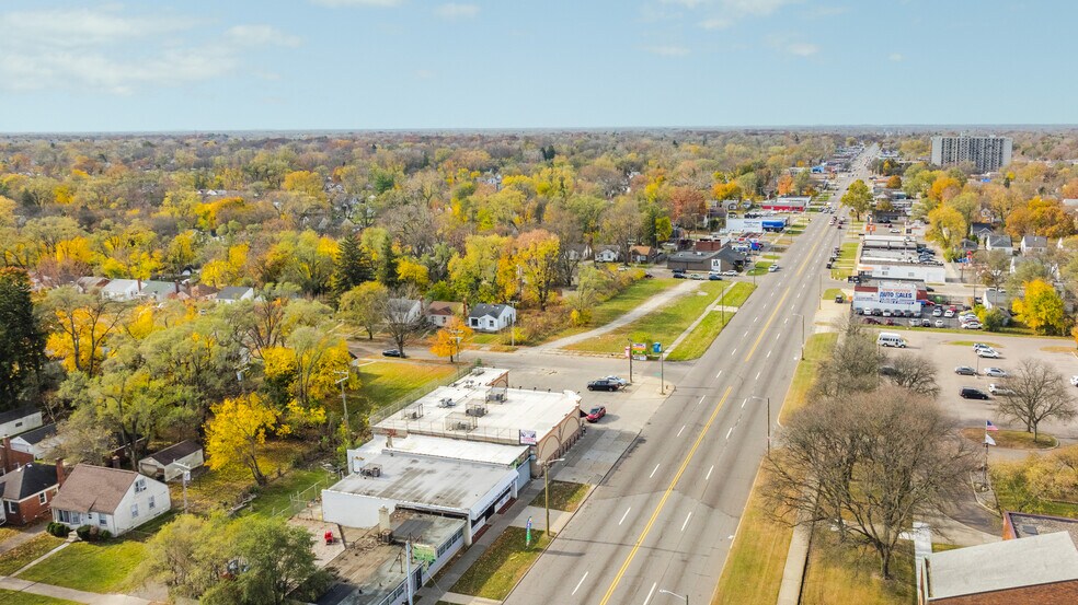 19123 W 7 Mile Rd, Detroit, MI à louer - Aérien - Image 2 de 18