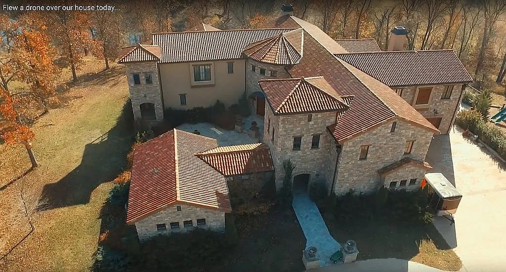 126 Par Ln, Carl Junction, MO for sale Primary Photo- Image 1 of 33