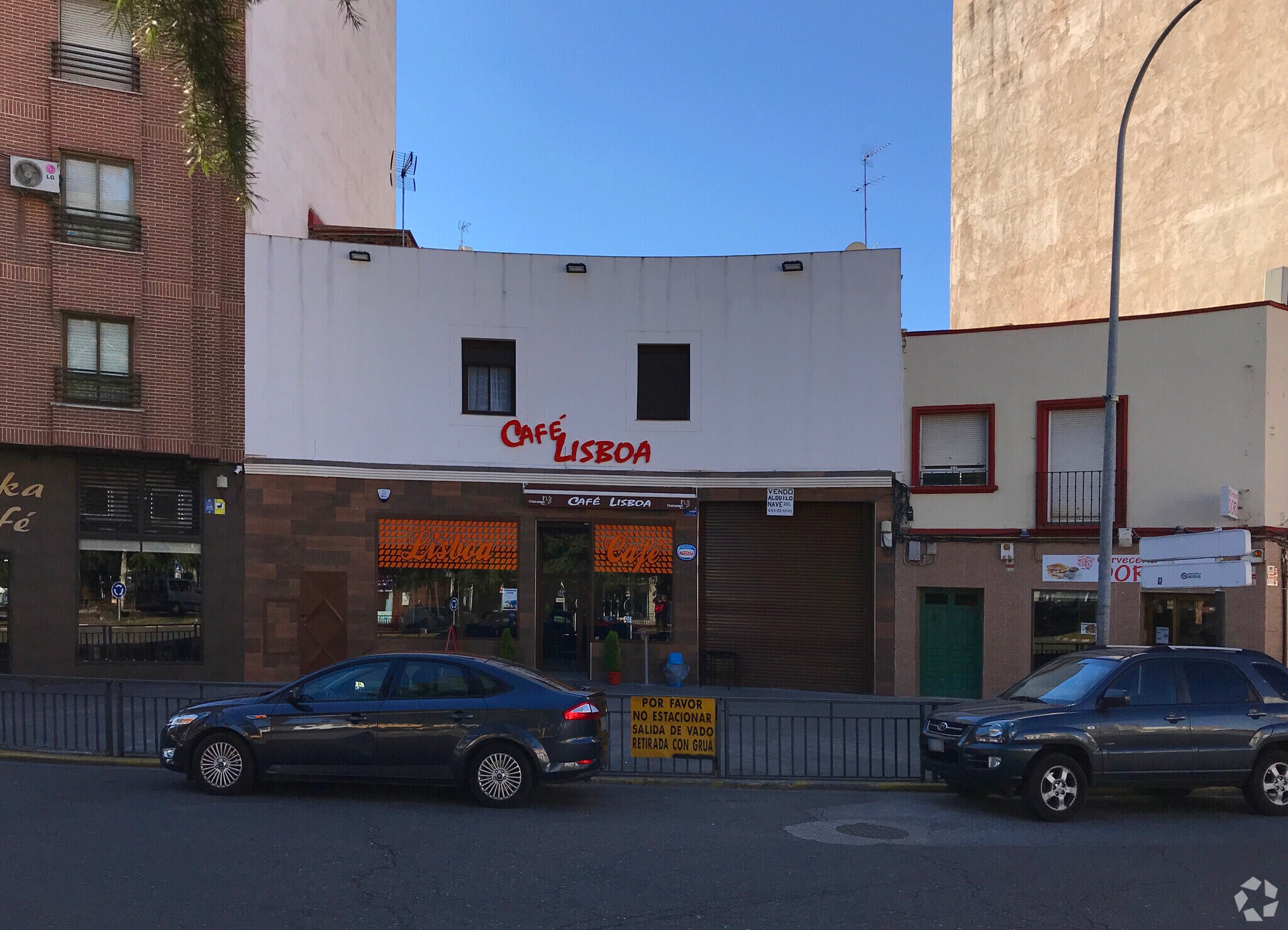 Avenida de Pío XII, 93, Talavera de la Reina, Toledo à vendre Photo du bâtiment- Image 1 de 3