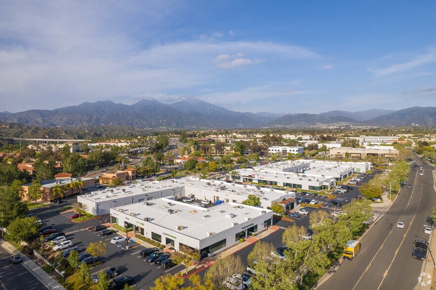 29821-29941 Aventura, Rancho Santa Margarita, CA à louer - Aérien - Image 2 de 31