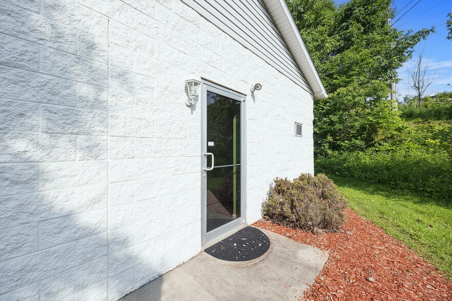 673 Morganza Rd, Canonsburg, PA à louer - Photo du bâtiment - Image 2 de 39