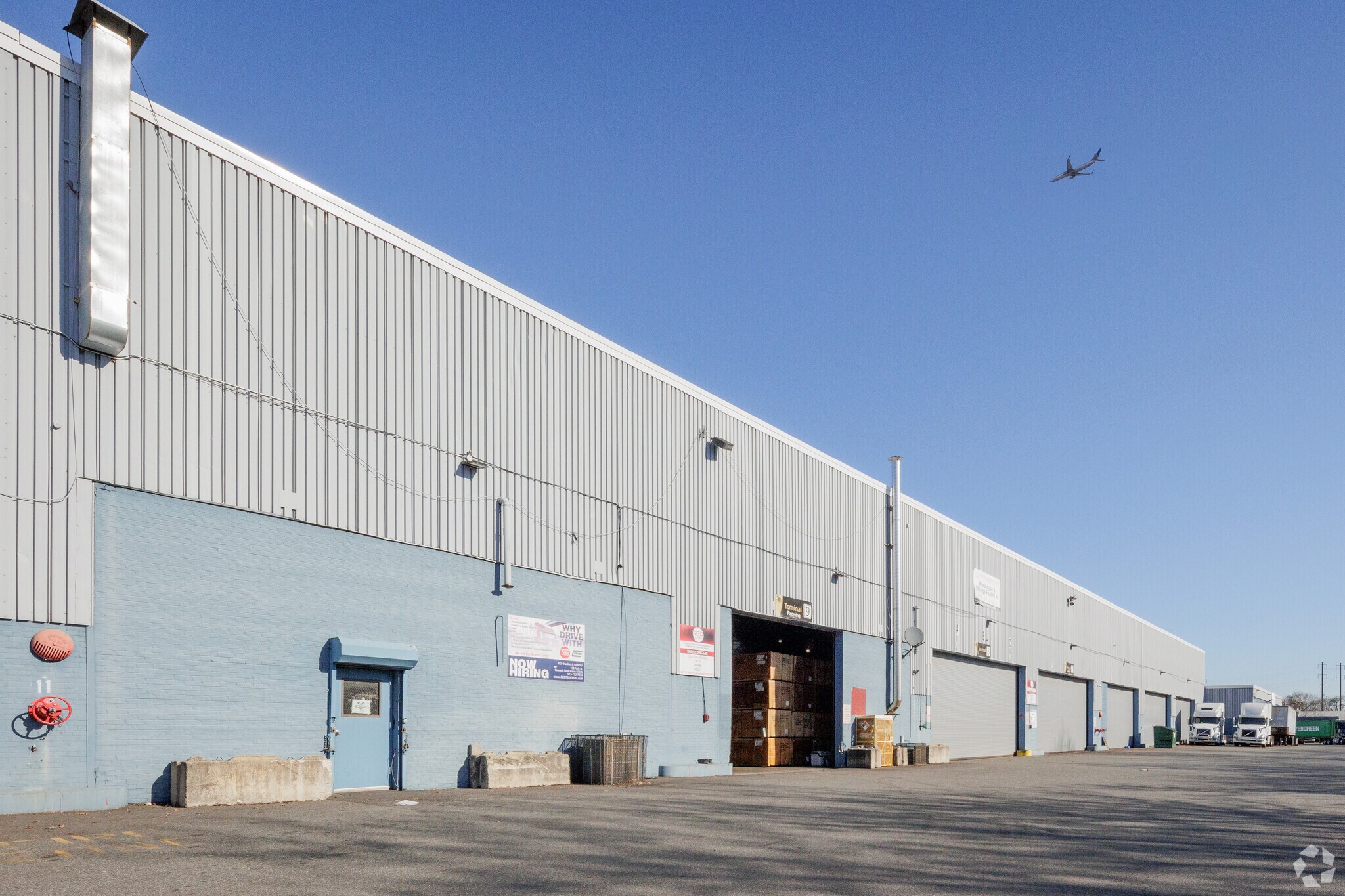 397-447 Ferry St, Newark, NJ à louer Photo principale- Image 1 de 22