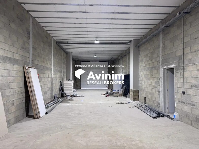 Industrial in Gagny for lease - Interior Photo - Image 2 of 7