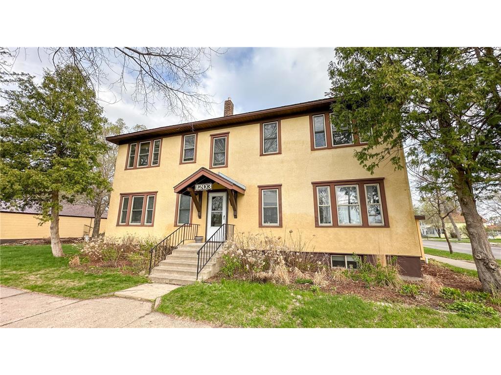 1203 2nd St N, Saint Cloud, MN for sale Primary Photo- Image 1 of 11