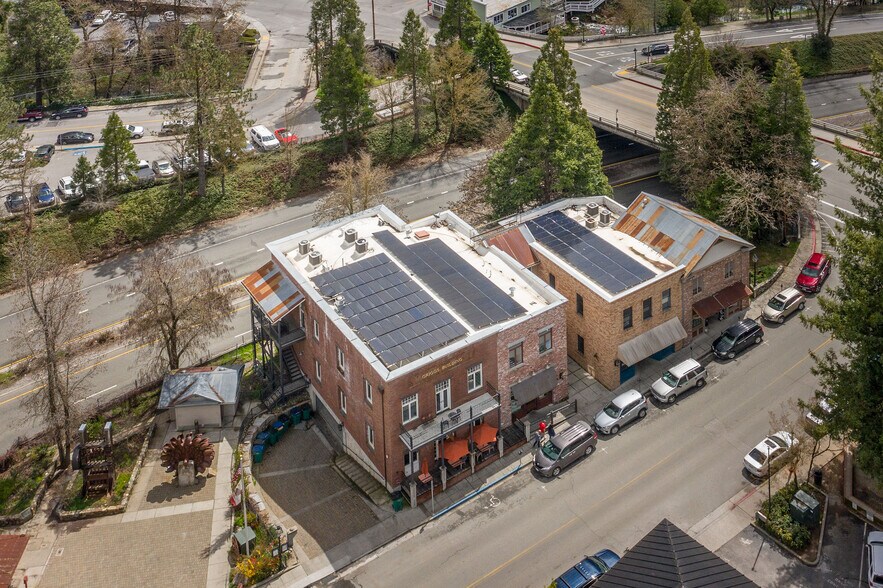 100-110 Union St, Nevada City, CA à louer - Photo du bâtiment - Image 2 de 11