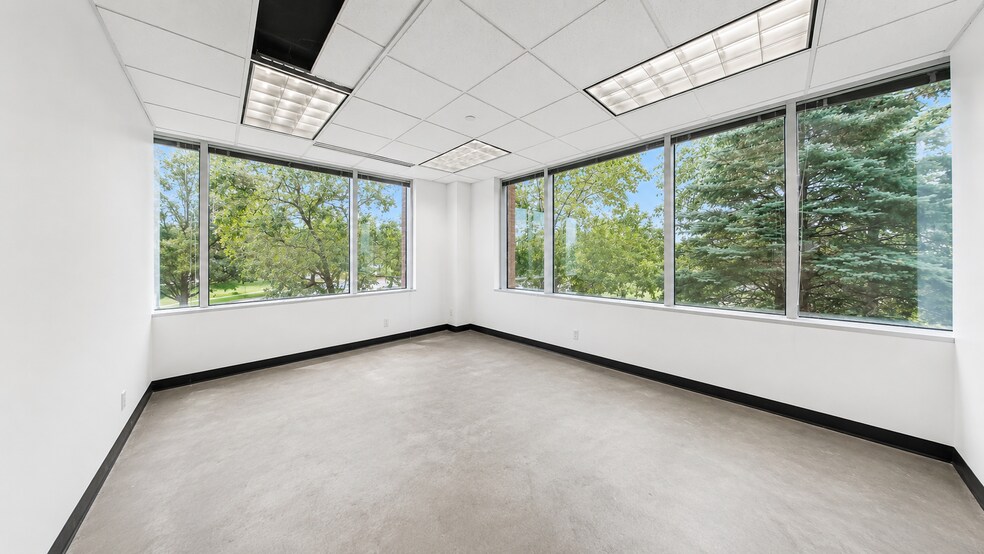 5555 Glendon Ct, Dublin, OH à vendre - Photo du bâtiment - Image 3 de 13