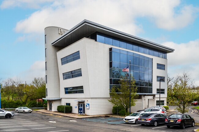 More details for 140 Smith St, Keasbey, NJ - Office for Sale