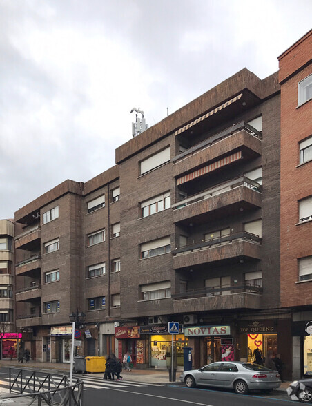 Avenida de Portugal, 27, Ávila, Ávila à vendre - Photo principale - Image 1 de 2