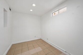 3861 Jasmine Ave, Culver City, CA for lease Interior Photo- Image 2 of 35
