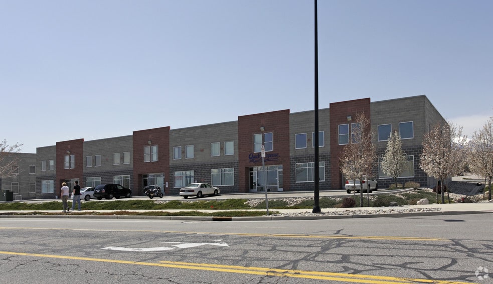 6784 S Airport Rd, West Jordan, UT for lease - Building Photo - Image 2 of 6