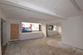 2-4 Balderton Gate, Newark for lease Interior Photo- Image 2 of 3