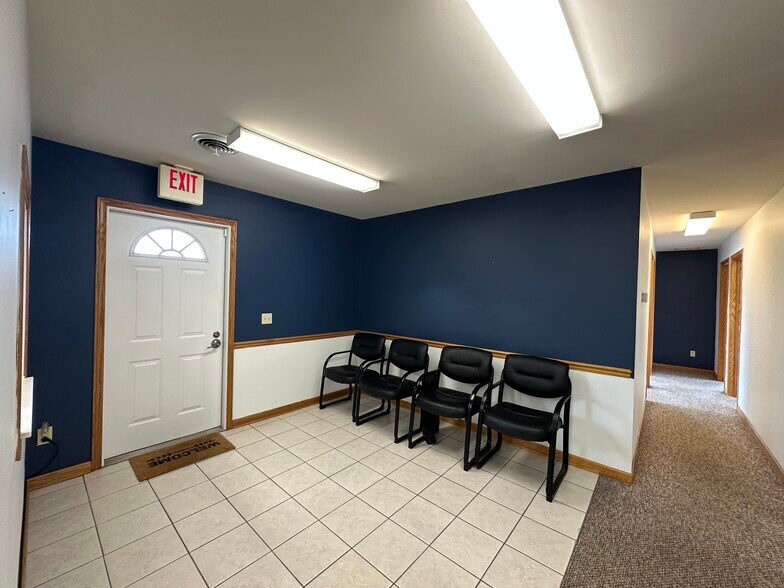 6523 Stadium Dr, Kalamazoo, MI à louer - Photo intérieure - Image 2 de 7