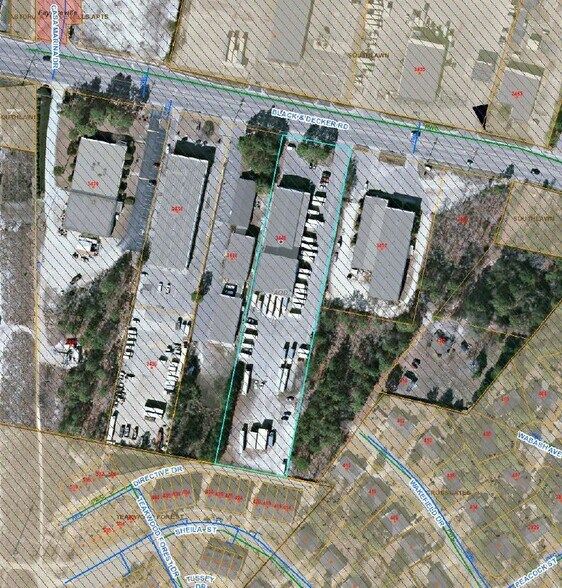 3440 Black & Decker, Hope Mills, NC à louer - Photo du bâtiment - Image 2 de 16