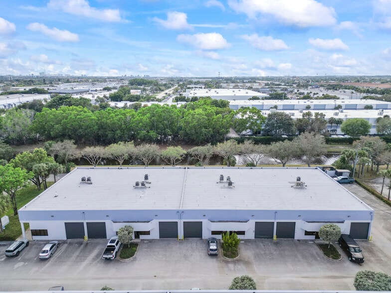 8011 Monetary Dr, Riviera Beach, FL for lease - Building Photo - Image 2 of 7