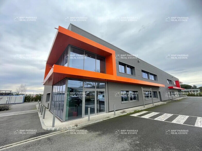 Flex dans Colomiers à louer - Photo du bâtiment - Image 3 de 32