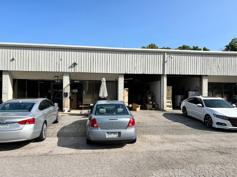 526-540 Enterprise Dr, Erlanger, KY for lease - Building Photo - Image 3 of 28