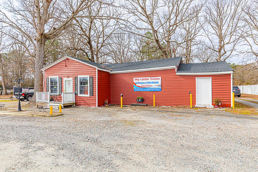 10379 Chamberlayne Rd, Mechanicsville, VA for sale - Building Photo - Image 2 of 23