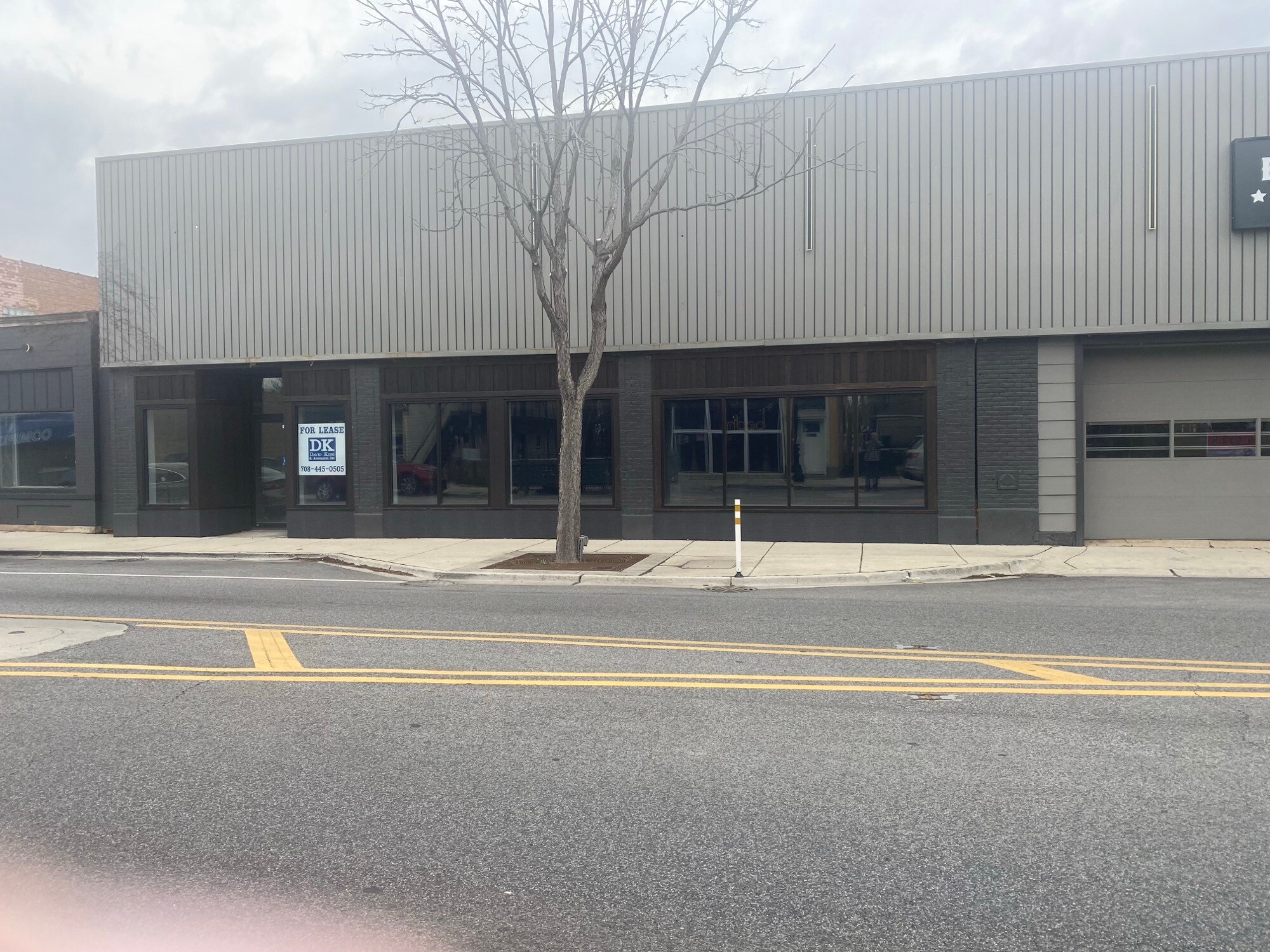 6212 Roosevelt Rd, Oak Park, IL for lease Building Photo- Image 1 of 8