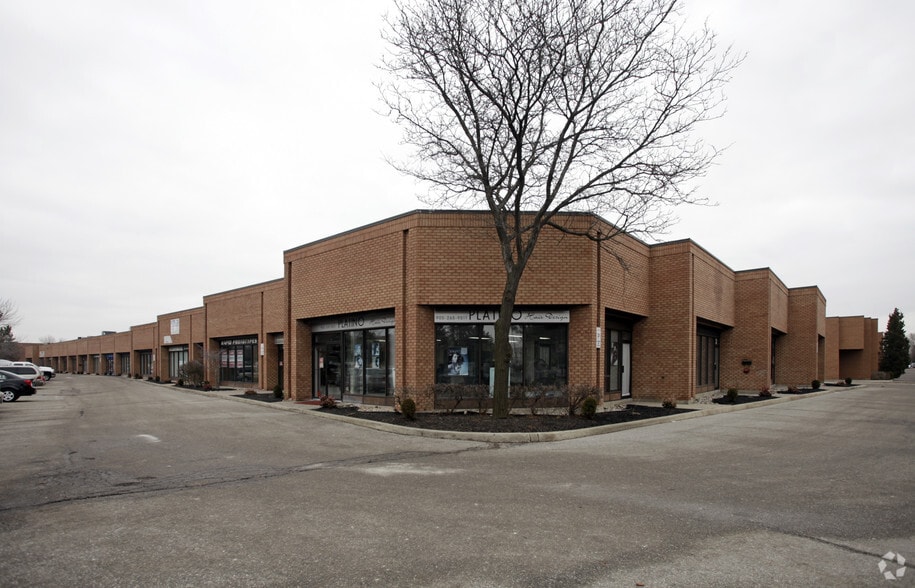 190 Marycroft Ave, Vaughan, ON à louer - Photo du bâtiment - Image 3 de 10
