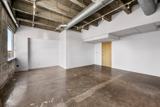 6363 Wilshire Blvd, Los Angeles, CA for lease Interior Photo- Image 2 of 3
