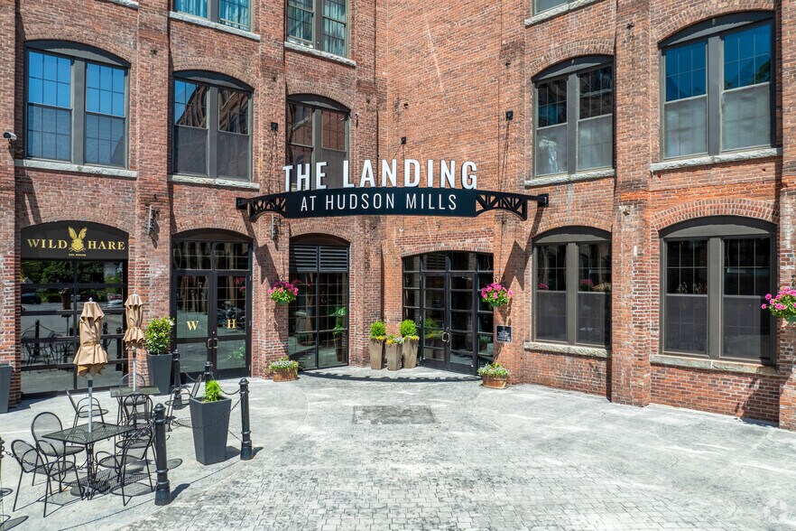 43 Broad St, Hudson, MA à louer - Photo du bâtiment - Image 2 de 14