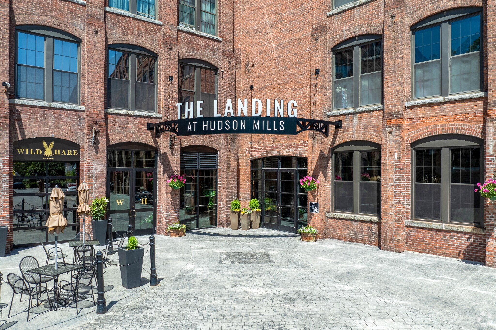 43 Broad St, Hudson, MA à louer Photo du bâtiment- Image 1 de 16