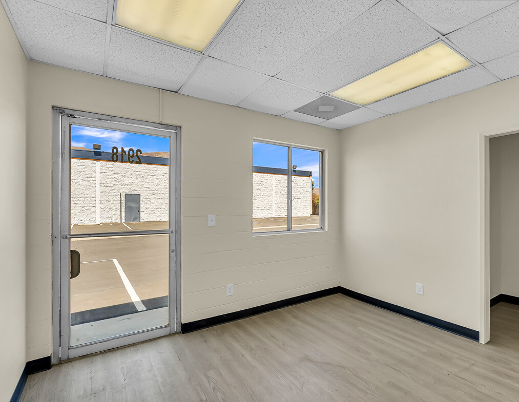 2902-2976 Rubidoux Blvd, Jurupa Valley, CA for lease Interior Photo- Image 1 of 2