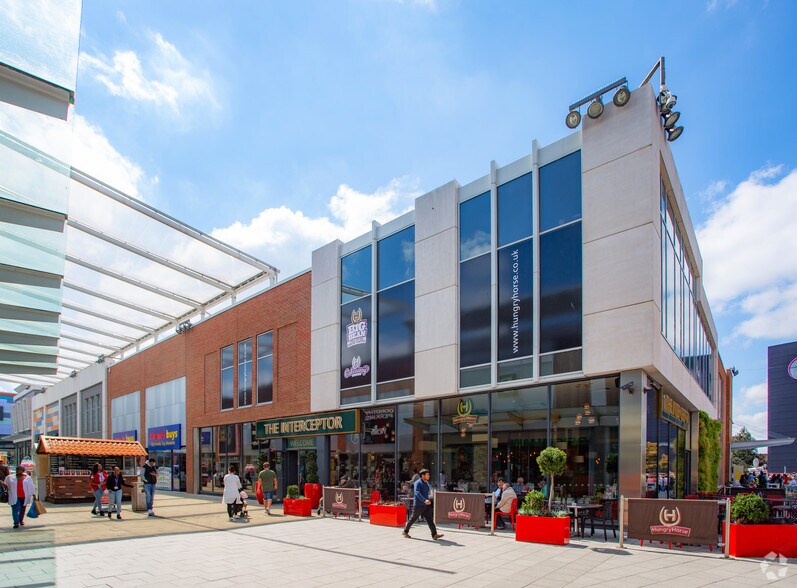 New St, West Bromwich à louer - Photo du bâtiment - Image 2 de 12