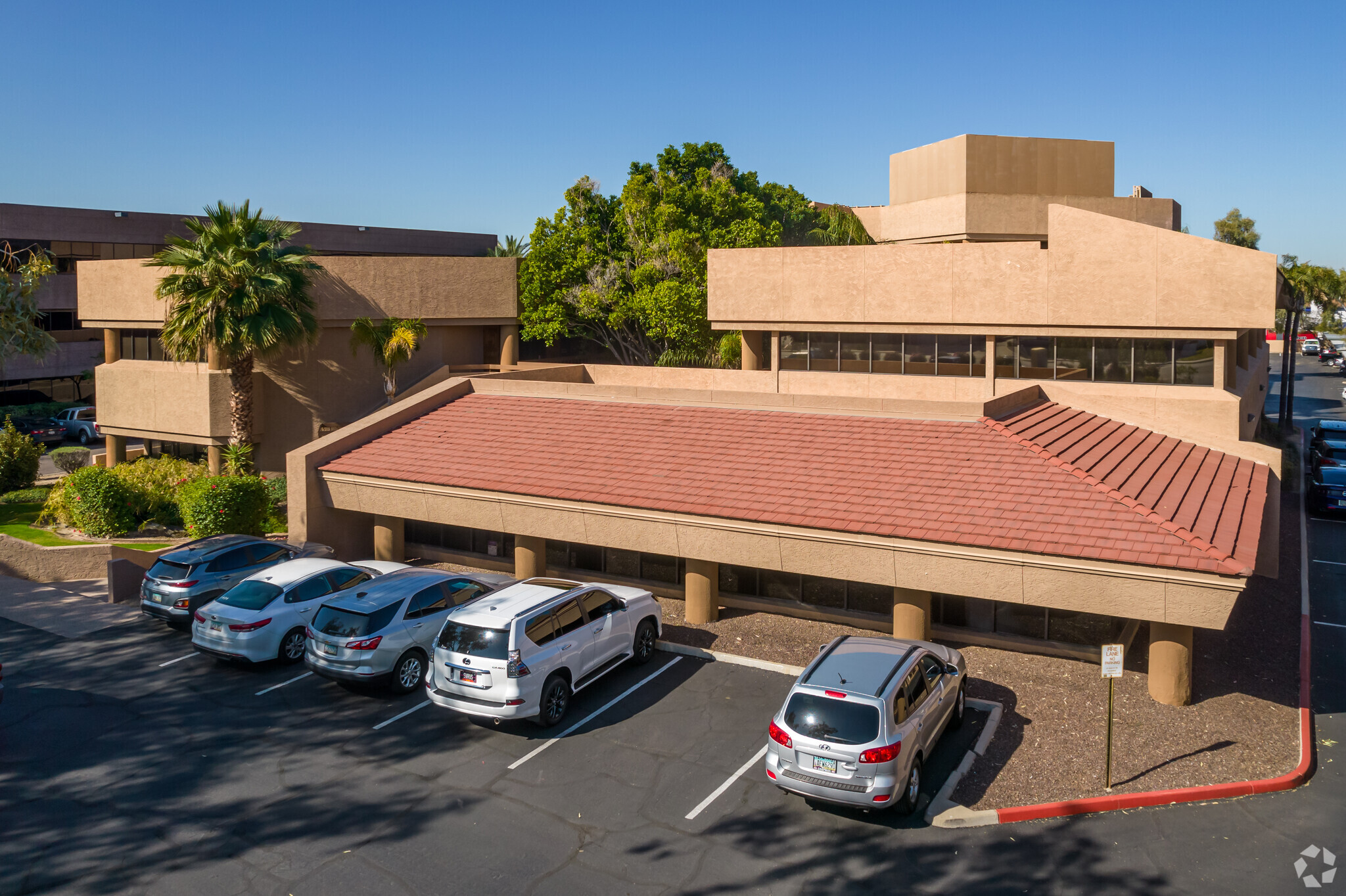 7330 N 16th St, Phoenix, AZ à louer Photo principale- Image 1 de 9