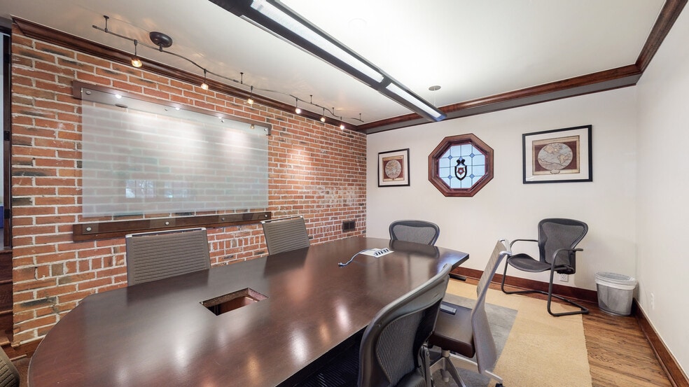 416 W Oak St, Fort Collins, CO for sale - Interior Photo - Image 3 of 34