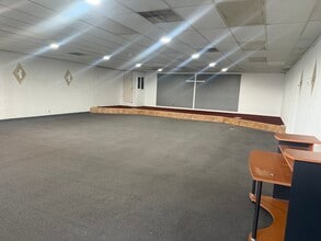 920 S Cherokee Ln, Lodi, CA for lease Interior Photo- Image 1 of 4