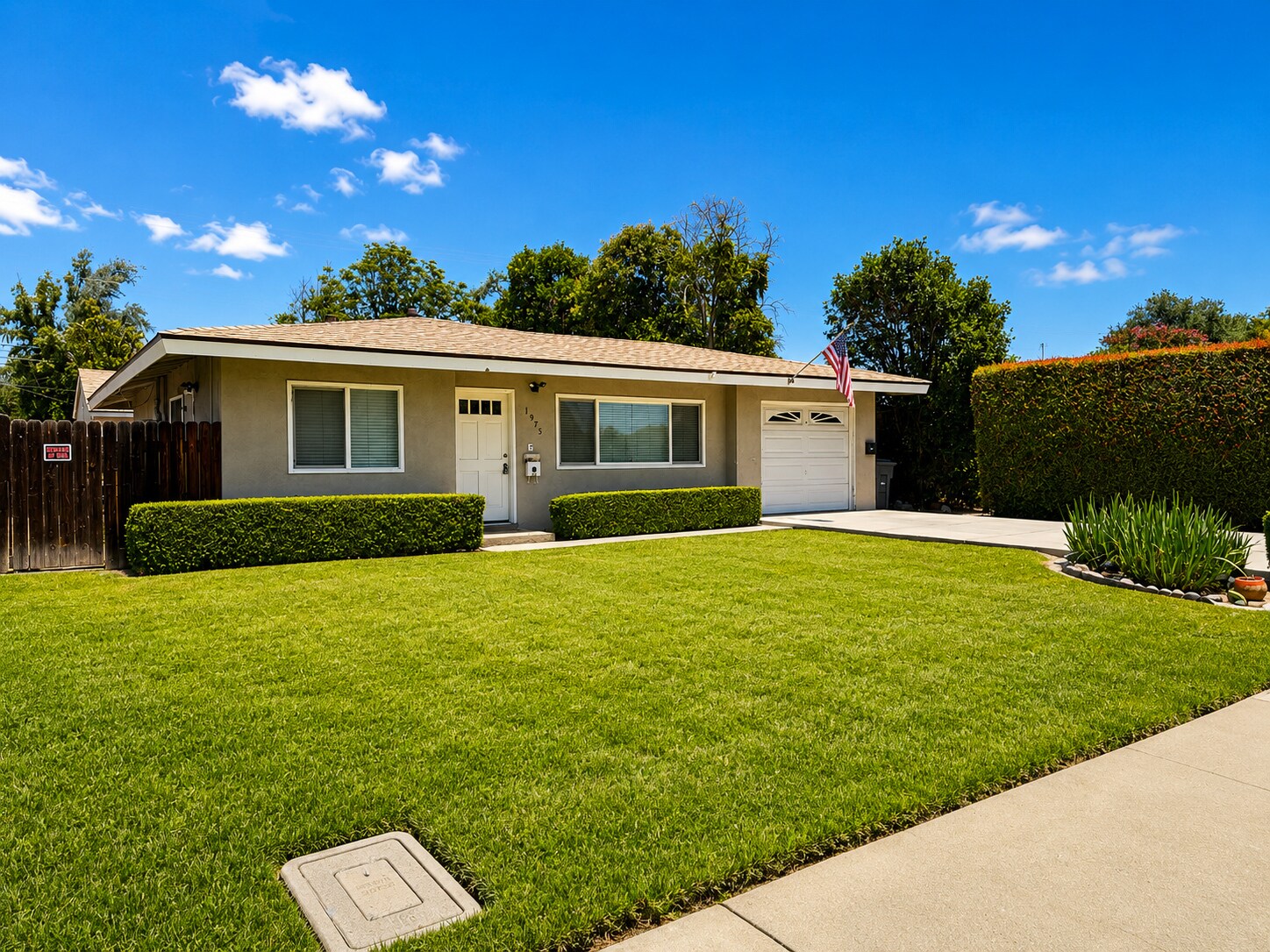 1977 5th St, La Verne, CA à vendre Photo principale- Image 1 de 22
