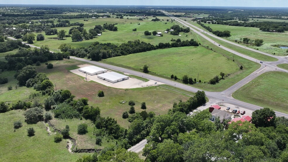 205 TX-237 Hwy, Burton, TX for sale - Building Photo - Image 3 of 5